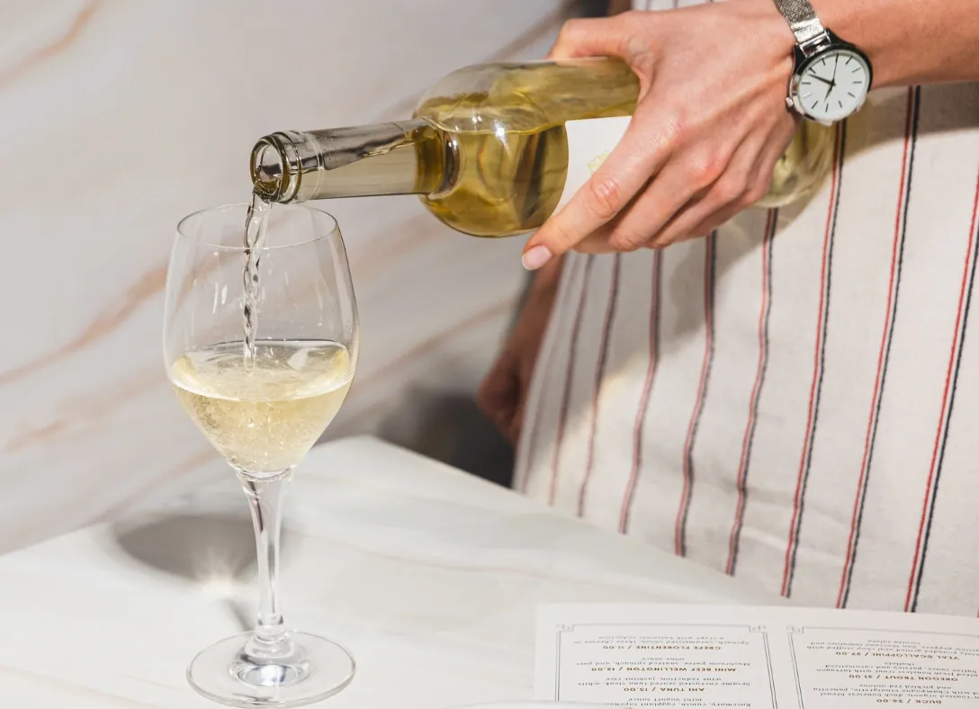 Have you worked with high-net-worth clients or luxury events?